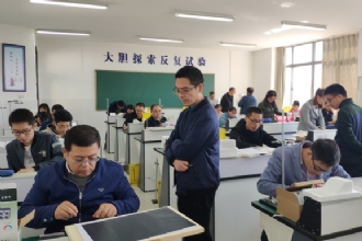 马陵中学│宿迁市高中物理实验教学技能大赛在我校举行